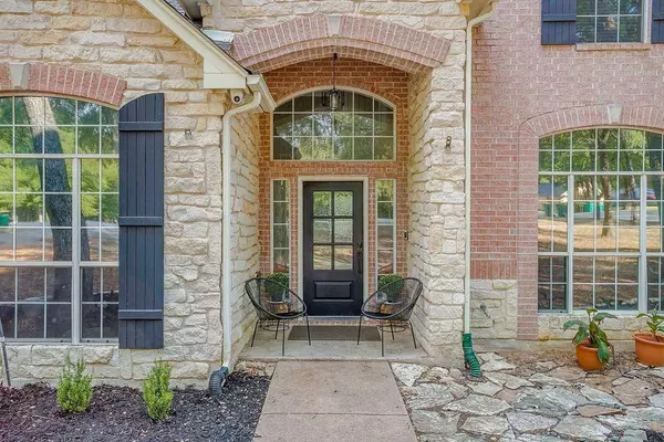 354 Rolling Oaks Ridge, Cedar Hill, TX 75104