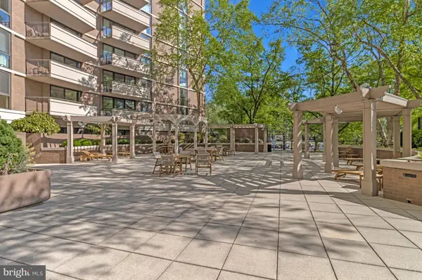 4620 N PARK AVE #709E, Chevy Chase, MD 20815