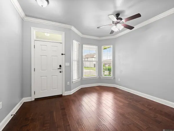 14217 Stone Gate Dr, Baton Rouge, LA 70816