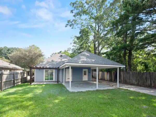 10030 Brownway Ln, Baton Rouge, LA 70817