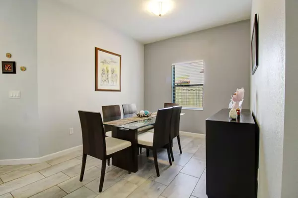 2391 NE 2nd Dr HOMESTEAD, Fl 33033-6217,