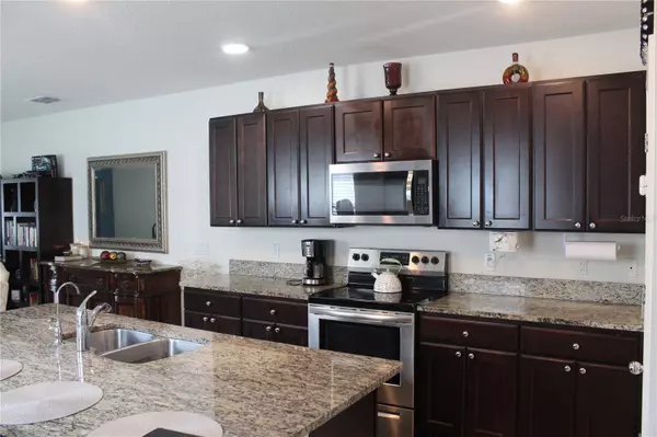 3281 Grouse Ave, Kissimmee, FL 34744-9281