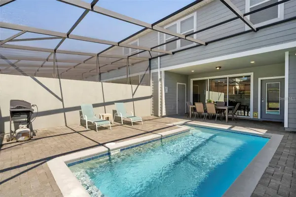 926 Paradise Dr, Davenport, FL 33897