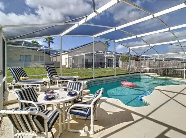 510 CASTLEMAIN CIR, Davenport, FL 33897