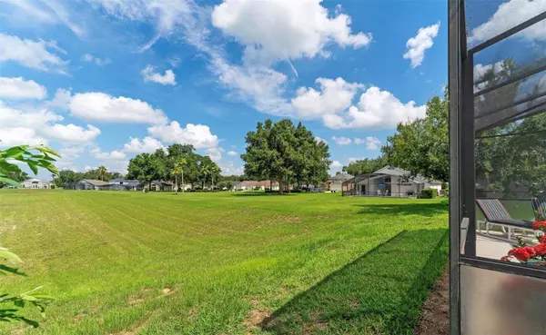 135 LANGHAM DR, Davenport, FL 33897