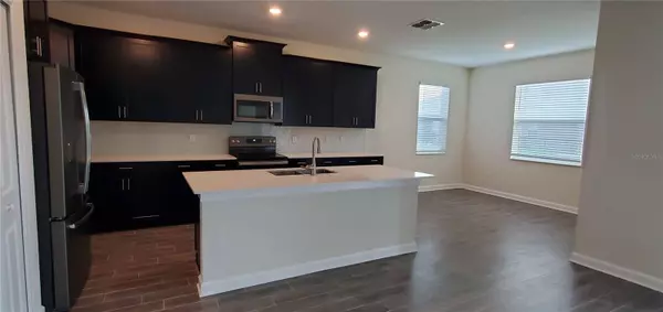 2077 CAMDEN LOOP, Davenport, FL 33837