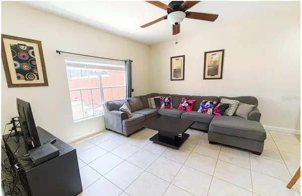 8974 CALIFORNIA PALM RD, Kissimmee, FL 34747