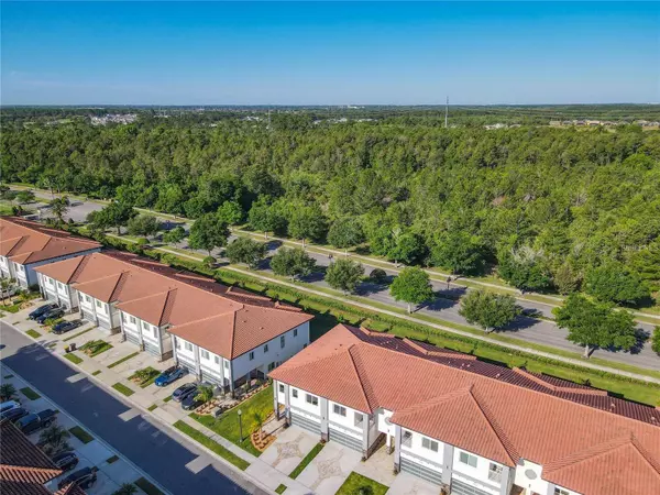 2000 GREENBRIAR TER, Davenport, FL 33837