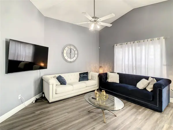 510 CASTLEMAIN CIR, Davenport, FL 33897