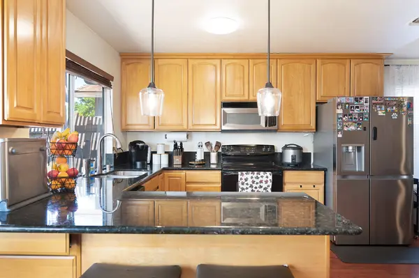 8344 Fieldpoppy Cir, Sacramento, CA 95828-4909