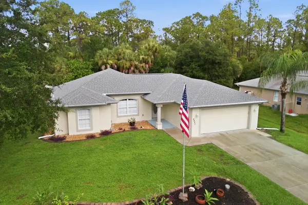 4651 Lummus St, North Port, FL 34286-9026