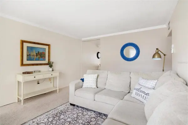 521 W VENICE AVE #17, Venice, FL 34285