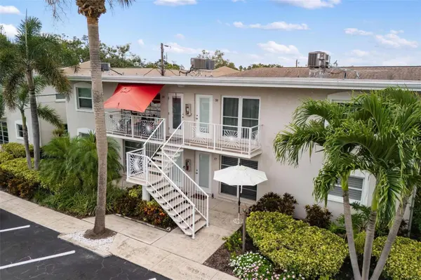 521 W VENICE AVE #17, Venice, FL 34285
