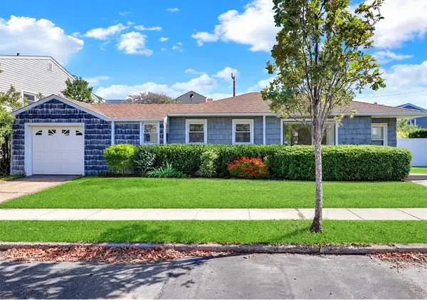 116 Belmont Ave, Long Beach, NY 11561-3807
