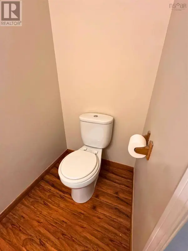 45 Florence Place Court, Lower Sackville, NS B4C3Z4