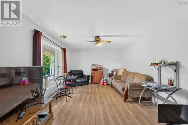 127 Highland Avenue, Wolfville, NS B4P1Z8