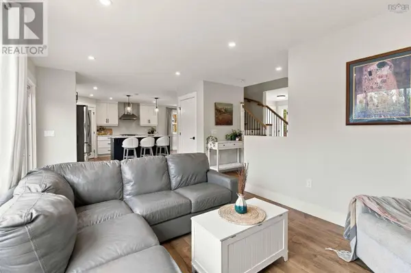 42 Wilder Lane, Fall River, NS B2T0T5
