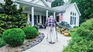 Aging in Place vs. Moving: How to Decide What’s Best