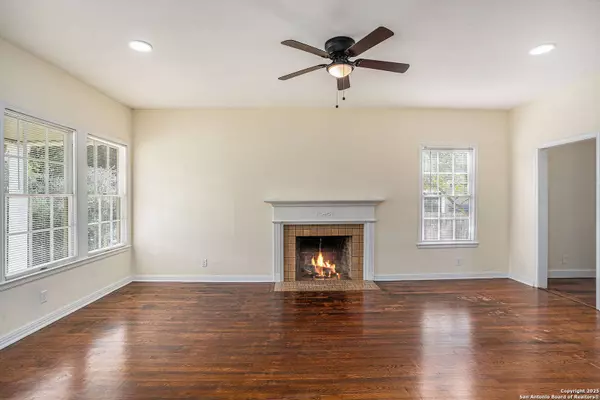 358 MEREDITH, San Antonio, TX 78228