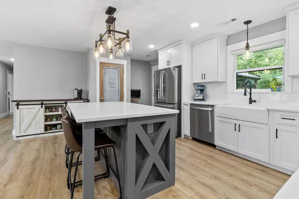 1050 Brock CIR, Ringgold, GA 30736