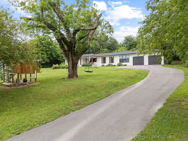 1050 Brock CIR, Ringgold, GA 30736