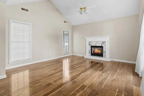 2059 Igou Crossing DR, Chattanooga, TN 37421