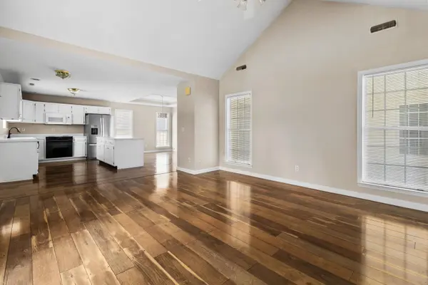 2059 Igou Crossing DR, Chattanooga, TN 37421