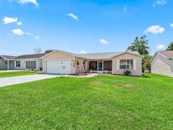 1304 GUADALUPE CT, Lady Lake, FL 32159