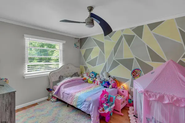 226 Juniper Ave Ave, Browns Mills, NJ 08015