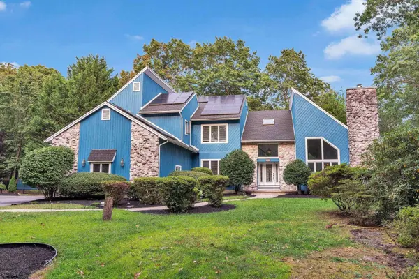 209 Shady Knoll Ln, Galloway Township, NJ 08205
