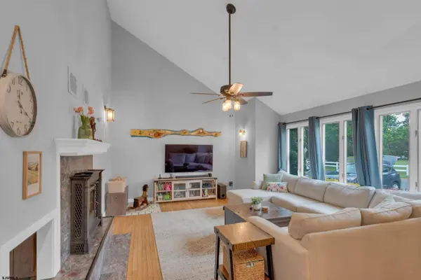 210 Central Ave, Egg Harbor Township, NJ 08234