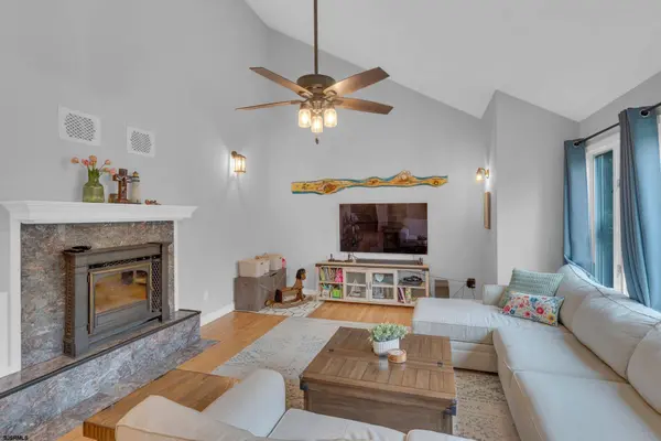 210 Central Ave, Egg Harbor Township, NJ 08234