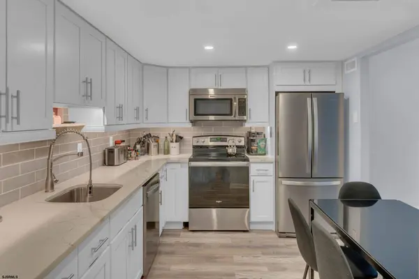2501 Oleander Ct Ct, Mays Landing, NJ 08330