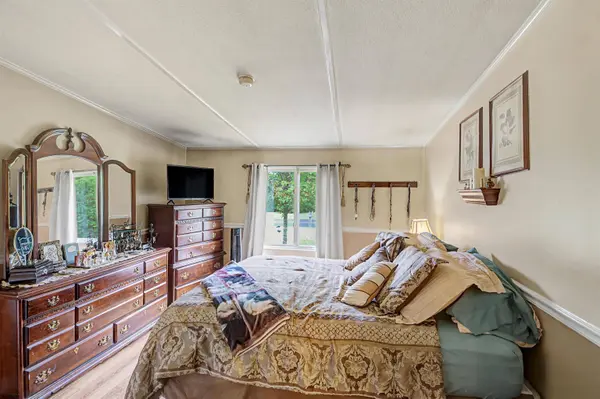 201 McKinley Ave, Williamstown, NJ 08094