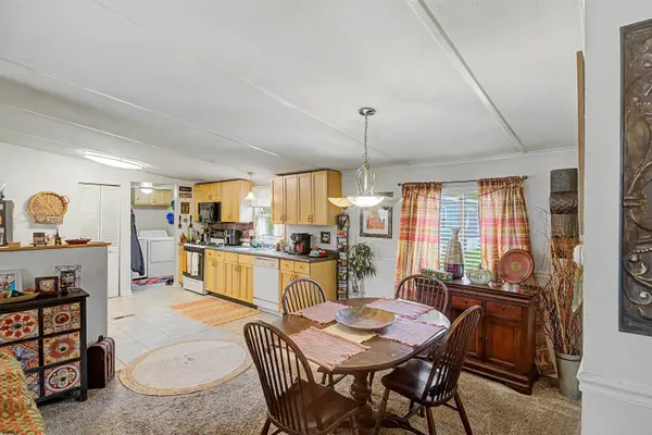 201 McKinley Ave, Williamstown, NJ 08094