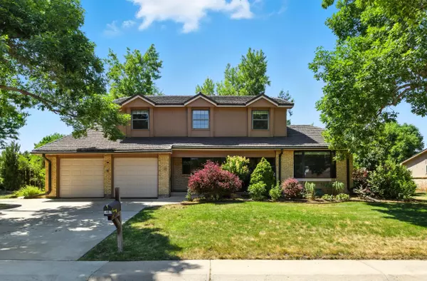 5407 S Perry St, Littleton, CO 80123-2950