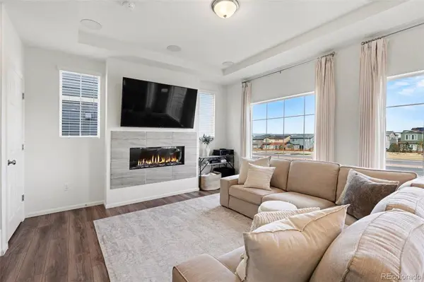 1049 Larkspur DR, Erie, CO 80516