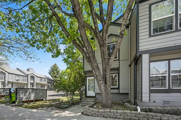1936 Newland CT, Lakewood, CO 80214