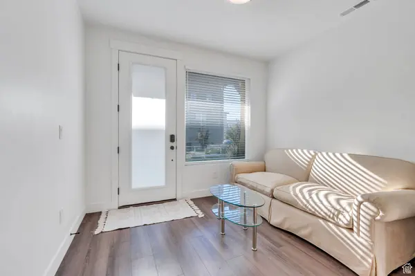 11201 S FREESTONE RD W #474, South Jordan, UT 84009