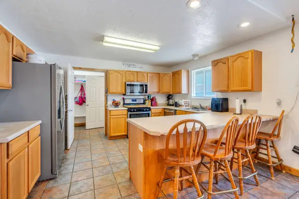 674 W 300 S, Payson, UT 84651