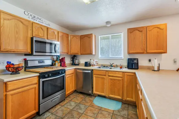 674 W 300 S, Payson, UT 84651