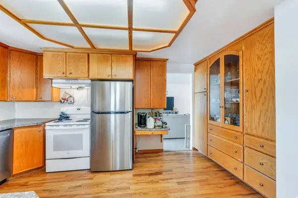 348 N LAKEVIEW AVE. E, Tooele, UT 84074