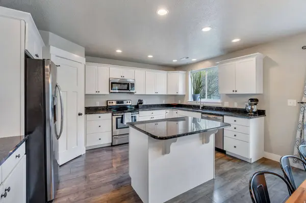 834 W 375 N, Springville, UT 84663