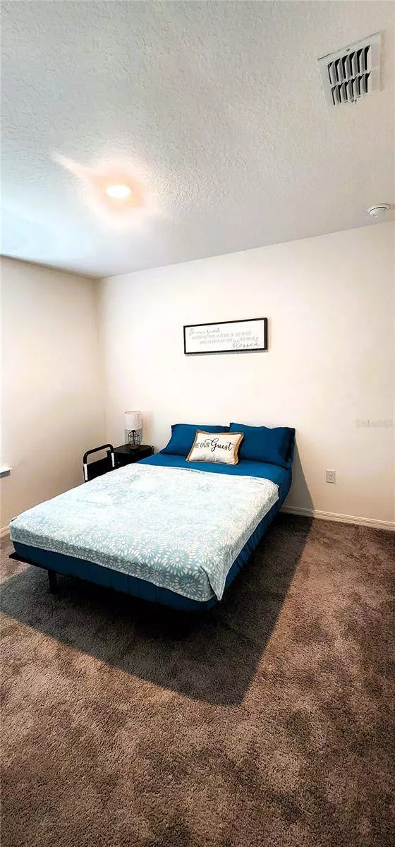 8 ROCKING LN, Palm Coast, FL 32164