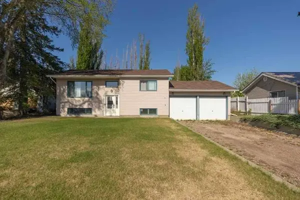 19 3rd street west, St. Walburg, SK S0M2T0