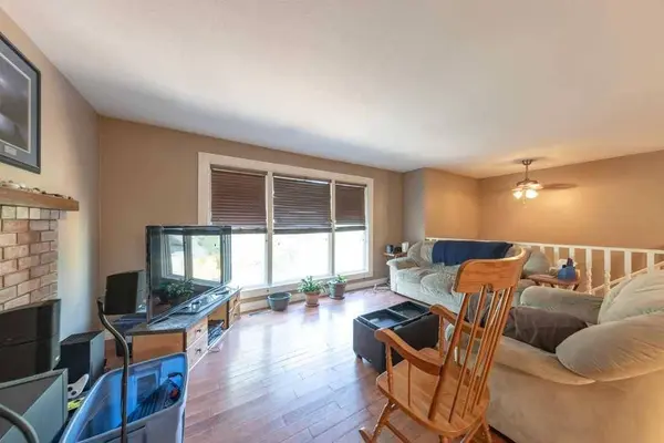 2903 58 Ave, Lloydminster, AB T9V1X7