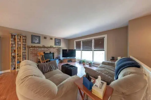 2903 58 Ave, Lloydminster, AB T9V1X7