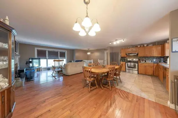 2903 58 Ave, Lloydminster, AB T9V1X7