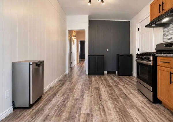 5308 57 Street #34, Lloydminster, AB T9V 2A3