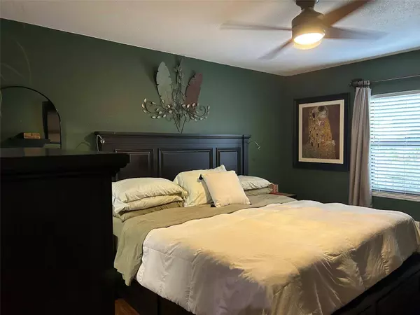 6206 PINA COLADA CT, Tampa, FL 33634